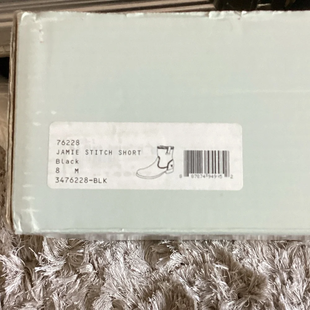 Frye Women’s  Black Leather Ankle Boots - Picture 3 of 8